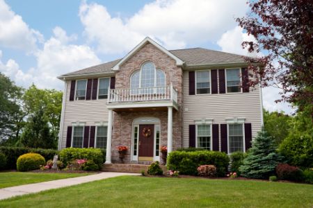 4 Benefits of Washing Your Home Thumbnail